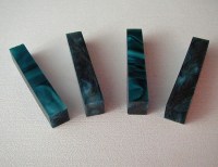 acrylkantel-blaugruenlichgrau-dunkleadern