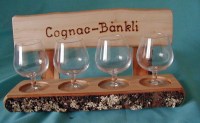 Cognacbank mit 4 Gläser