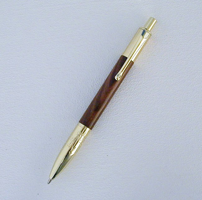 klickkugelschreiberverziert-gold-nussbaumholz