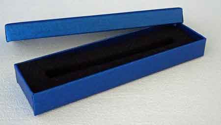 kartonverpackungblau 1schreiber offen