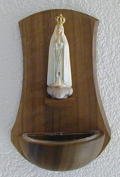 425 Weihwassergefäss Nussbaumholz mit Madonna von Fatima