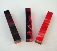 acrylkantel-rot-weisseschwarzeadern