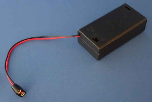 batteriebox-kabel-stecker