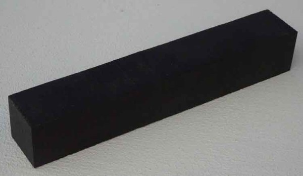 ebenholzkantel-133x21x21-sehrschwarz