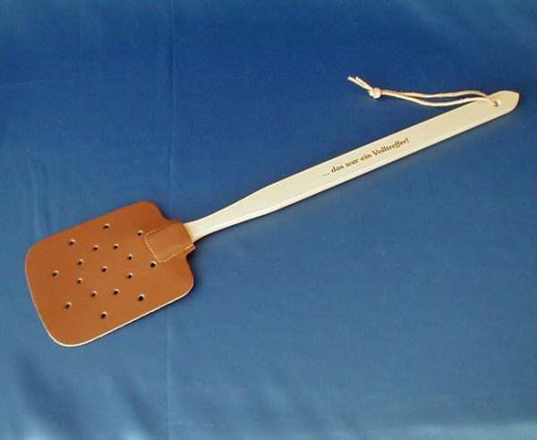 fliegenklatsche-roh-daswareinvolltreffer