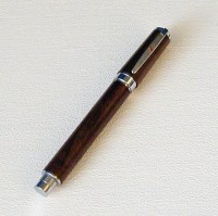 rollerpen-graduatemagnetic-silber-nussbaumholz