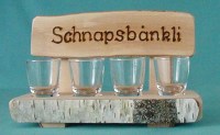 Schnapsbank mit 4 Gläser